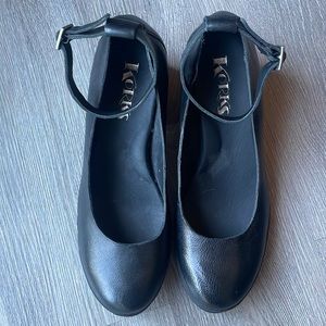 Kork-Ease Black Leather Mary Jane Block Heels